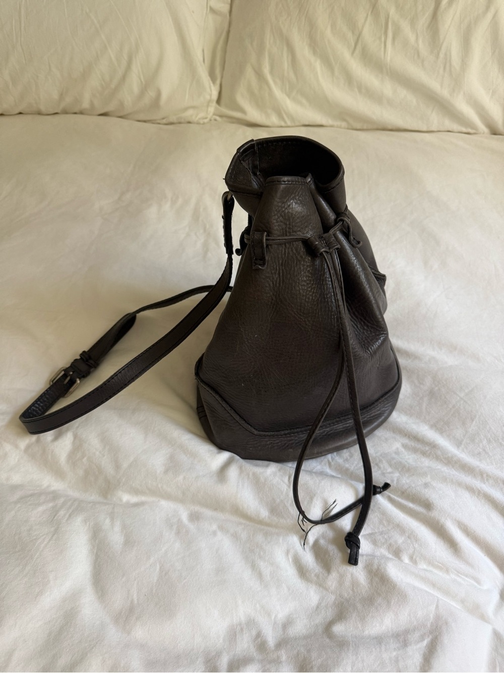 FRYE Leather Drawstring Bucket Bag in Charcoal Grey